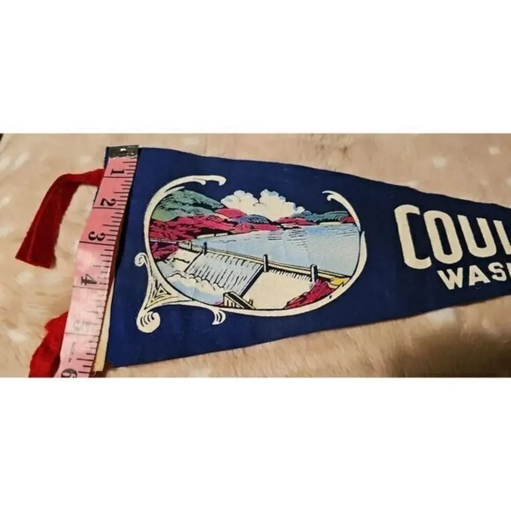 Souvenir Pennant Coulee‎ Dam Washington 1950s or 1960s Vintage